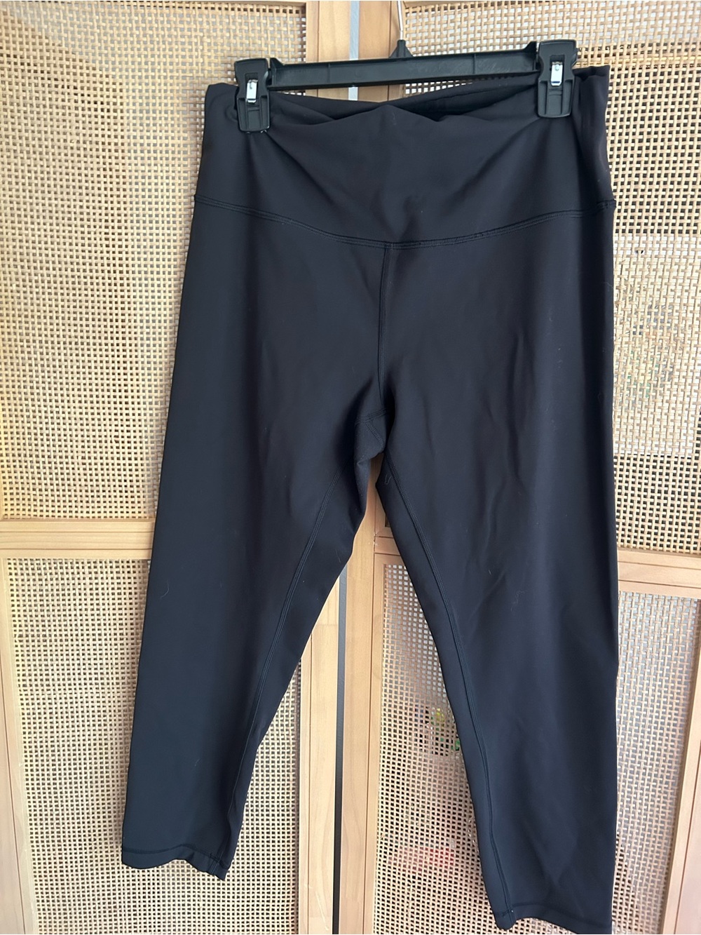 Lululemon Black Cropped Leggings Size 14 High Rise
